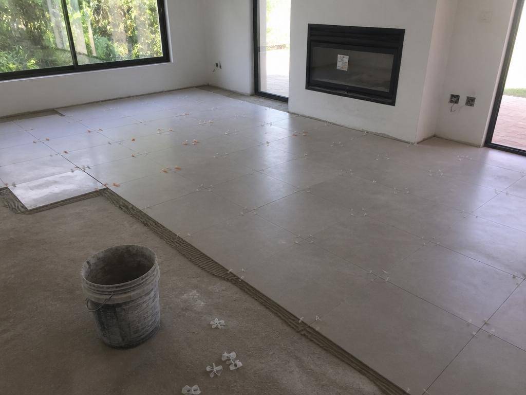 Pose de carrelage grand format